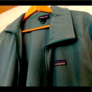 Patagonia teal fleece full zip jacket size XL